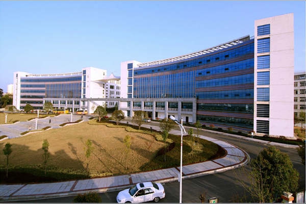 校園能耗監(jiān)測系統(tǒng)硬件結(jié)構(gòu)！